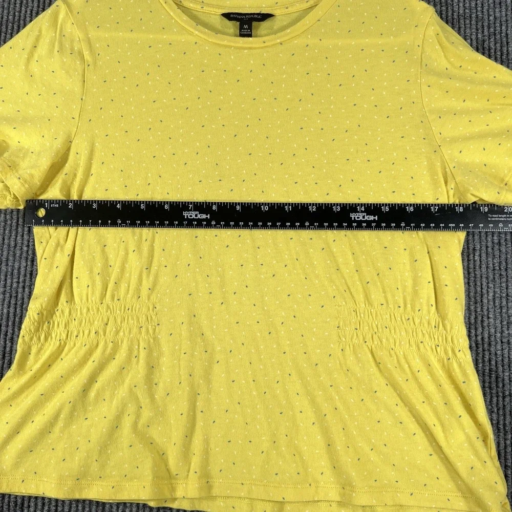 Banana Republic Shirt Womens Medium Yellow Short Sleeve Blouse Top Lightweight